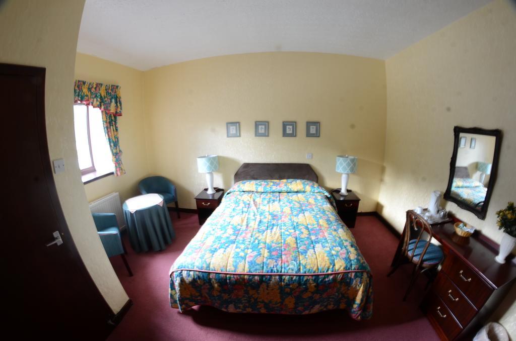 Achilty Guest House Contin Kültér fotó